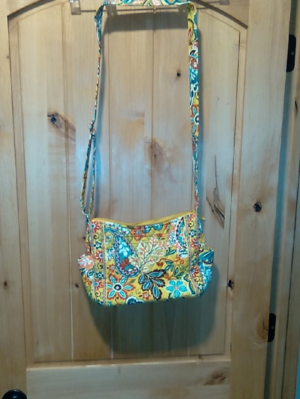 Vera Bradley Quilted Flower Print Handbag/Crossbody